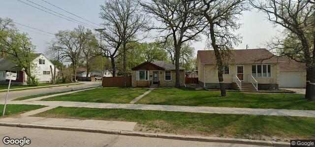 Photo of 108 St Vital Road in Winnipeg, Manitoba