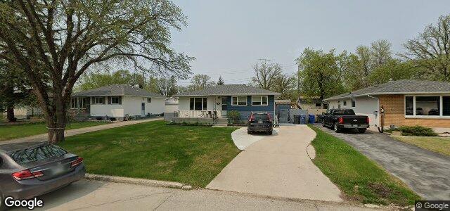 11 Wakefield Bay（加拿大曼尼托巴省温尼伯市）房屋照片