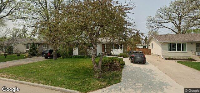 121 Crofton Bay（加拿大曼尼托巴省温尼伯市）房屋照片