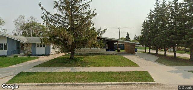 122 Parkville Drive（加拿大曼尼托巴省温尼伯市）房屋照片