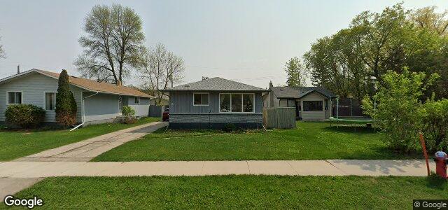 142 St Vital Road（加拿大曼尼托巴省温尼伯市）房屋照片