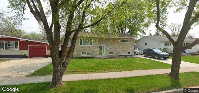 162 Parkville Drive（加拿大曼尼托巴省温尼伯市）房屋照片