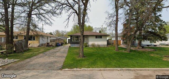 17 Wakefield Bay（加拿大曼尼托巴省温尼伯市）房屋照片