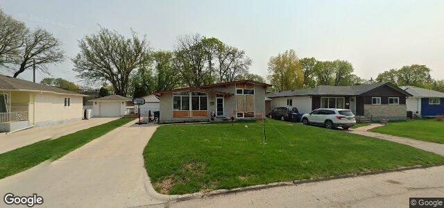 Photo of 228 Parkville Bay in Winnipeg, Manitoba