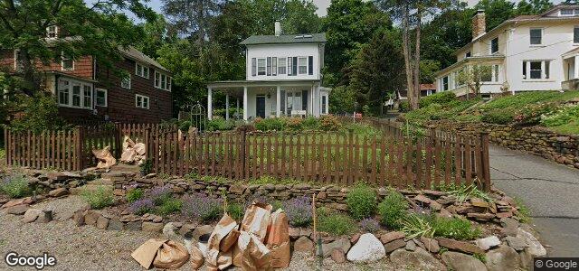 Photo of 23 River Road in Winnipeg, Manitoba