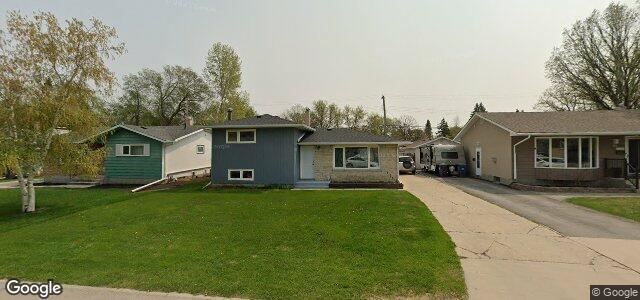 24 Weaver Bay（加拿大曼尼托巴省温尼伯市）房屋照片