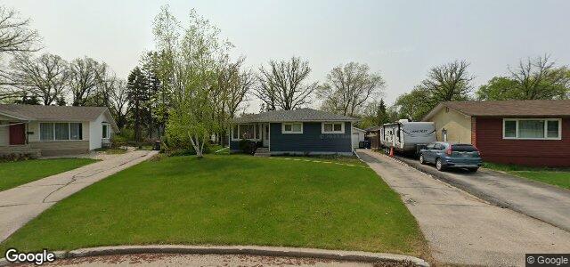 26 Wakefield Bay（加拿大曼尼托巴省温尼伯市）房屋照片