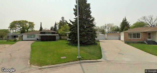 52 Weaver Bay（加拿大曼尼托巴省温尼伯市）房屋照片