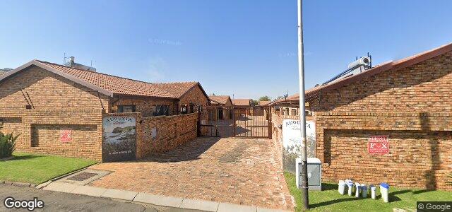 67 St Michael Road（加拿大曼尼托巴省温尼伯市）房屋照片