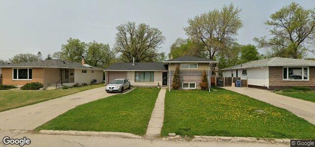 7 Wakefield Bay（加拿大曼尼托巴省温尼伯市）房屋照片