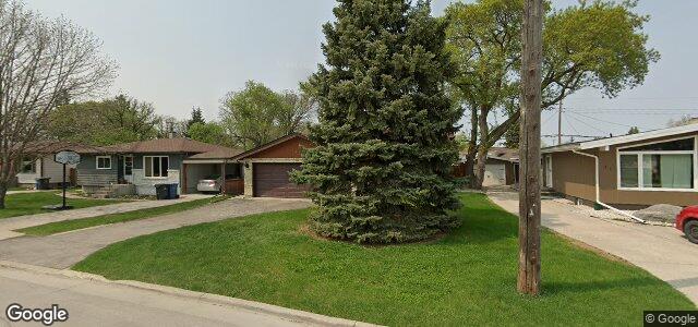 Larawan ng 73 Arden Avenue sa Winnipeg, Manitoba