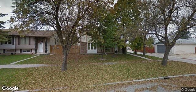 105 Thom Avenue W（加拿大曼尼托巴省温尼伯市）房屋照片