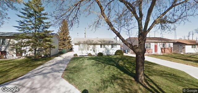 135 Larche Avenue W（加拿大曼尼托巴省温尼伯市）房屋照片