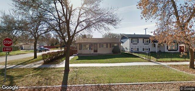 148 Larche Avenue W（加拿大曼尼托巴省温尼伯市）房屋照片