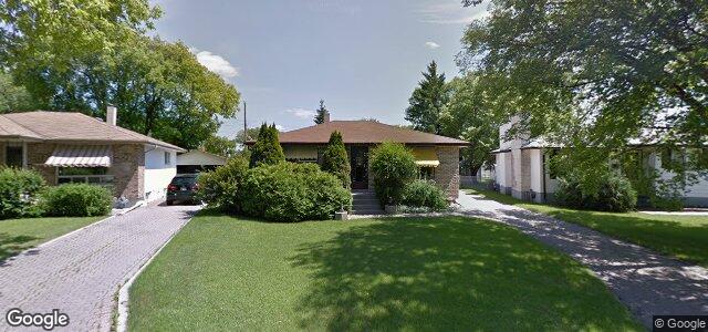 Larawan ng 18 Cloverdale Crescent sa Winnipeg, Manitoba