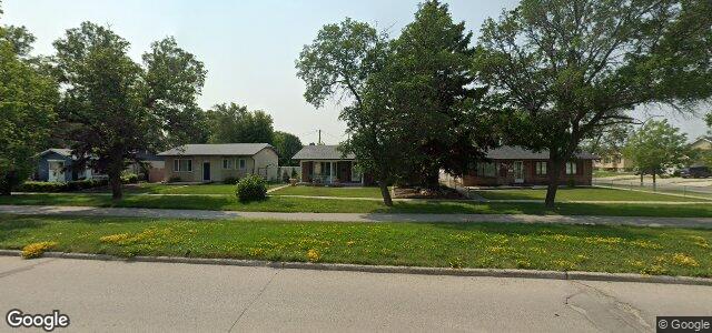 Larawan ng 1809 Day Street sa Winnipeg, Manitoba