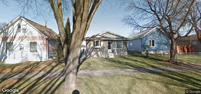 227 Thom Avenue W（加拿大曼尼托巴省温尼伯市）房屋照片