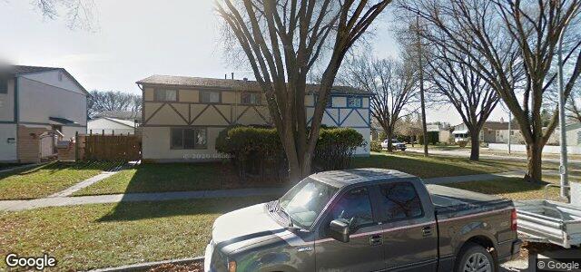 230 Thom Avenue W（加拿大曼尼托巴省温尼伯市）房屋照片