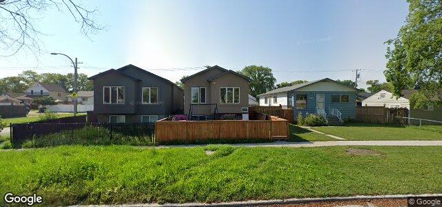 Photo of 302 Harold Avenue W in Winnipeg, Manitoba
