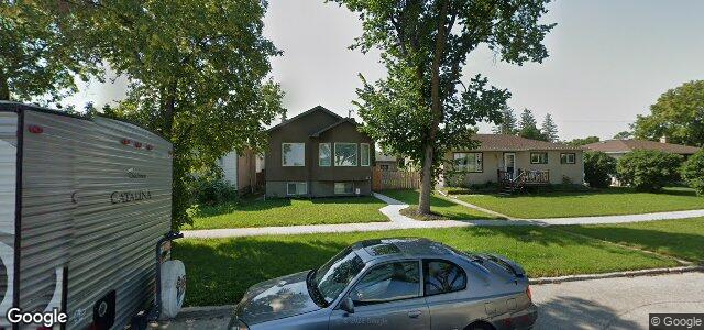 Photo of 338 Harold Avenue W in Winnipeg, Manitoba