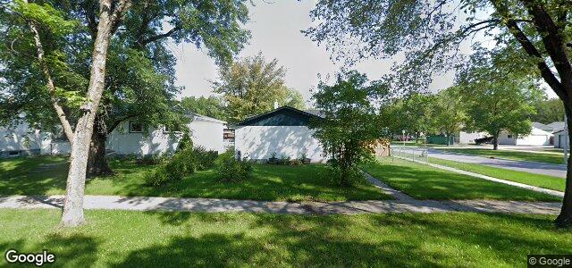 Larawan ng 401 Edward Avenue W sa Winnipeg, Manitoba