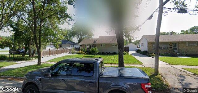 704 Brewster Street（加拿大曼尼托巴省温尼伯市）房屋照片