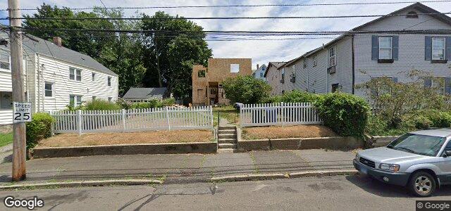 Photo of 810 Brewster Street in Winnipeg, Manitoba