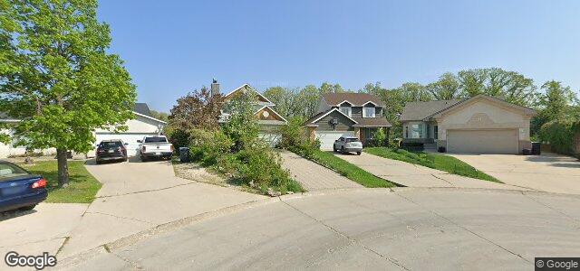 15 Parisien Place（加拿大曼尼托巴省温尼伯市）房屋照片