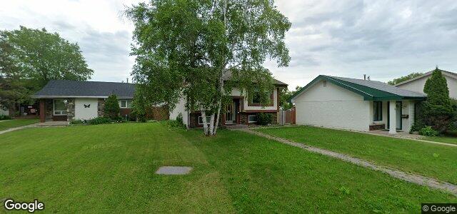 22 Champagne Crescent（加拿大曼尼托巴省温尼伯市）房屋照片