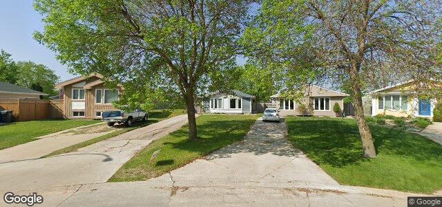 Photo of 225 Laurent Drive in Winnipeg, Manitoba