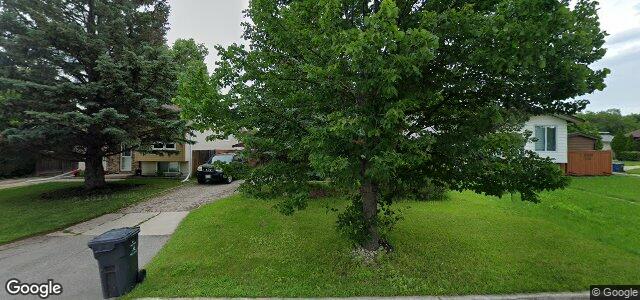 23 Delorme Place（加拿大曼尼托巴省温尼伯市）房屋照片