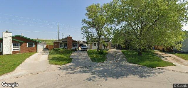 Photo of 46 Dubois Place in Winnipeg, Manitoba