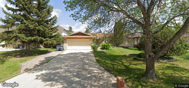 Larawan ng 102 Groveland Bay sa Winnipeg, Manitoba