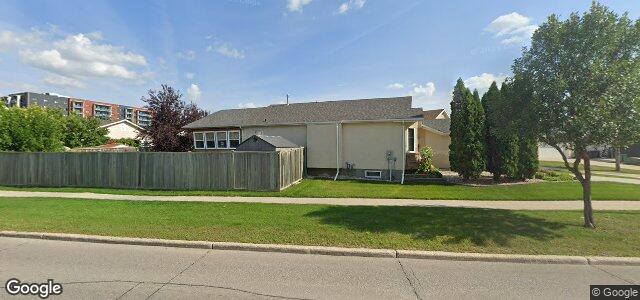 104 Bairdmore Boulevard（加拿大曼尼托巴省温尼伯市）房屋照片