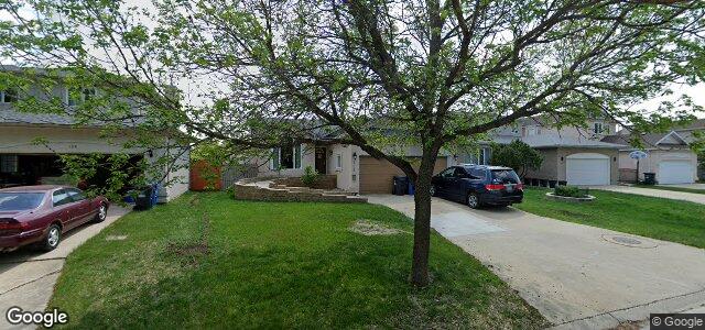 135 Bernfield Bay（加拿大曼尼托巴省温尼伯市）房屋照片