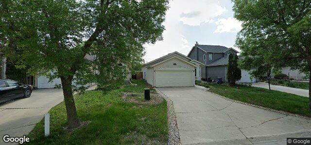 135 Branson Crescent（加拿大曼尼托巴省温尼伯市）房屋照片