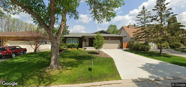 15 Groveland Bay（加拿大曼尼托巴省温尼伯市）房屋照片