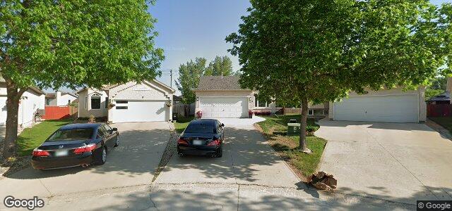 15 Isleview Place（加拿大曼尼托巴省温尼伯市）房屋照片