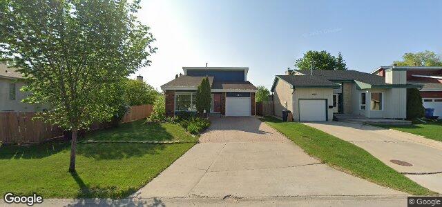 Larawan ng 157 Point West Drive sa Winnipeg, Manitoba