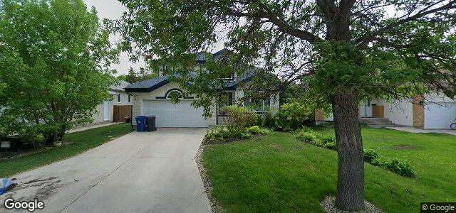 16 Bernfield Bay（加拿大曼尼托巴省温尼伯市）房屋照片