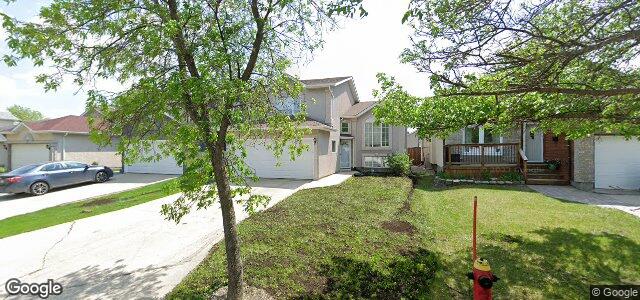 18 Branson Crescent（加拿大曼尼托巴省温尼伯市）房屋照片