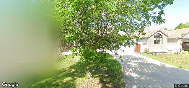 Larawan ng 23 Denman Crescent sa Winnipeg, Manitoba