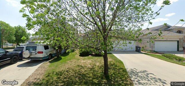 Photo of 24 Blackwood Bay in Winnipeg, Manitoba