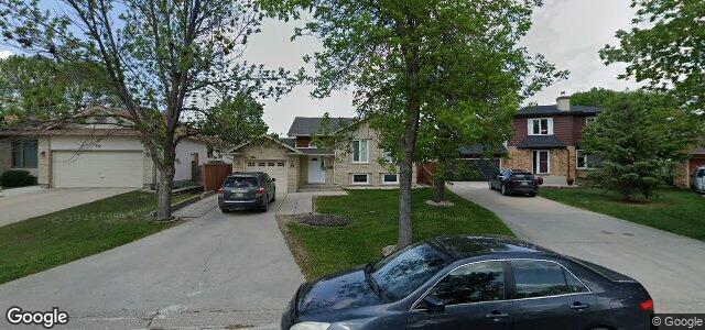 34 Glenacres Crescent（加拿大曼尼托巴省温尼伯市）房屋照片