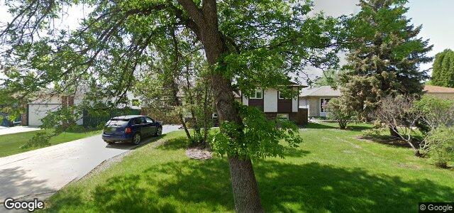 Larawan ng 57 Glenbrook Crescent sa Winnipeg, Manitoba