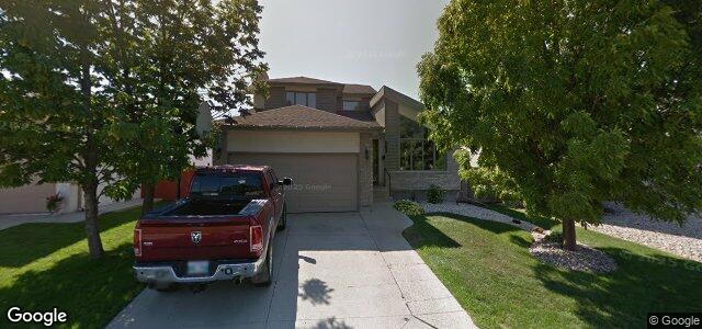 Photo of 663 Bairdmore Boulevard in Winnipeg, Manitoba