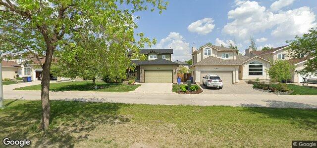 684 Bairdmore Boulevard（加拿大曼尼托巴省温尼伯市）房屋照片