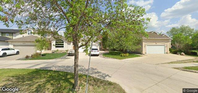 692 Bairdmore Boulevard（加拿大曼尼托巴省温尼伯市）房屋照片