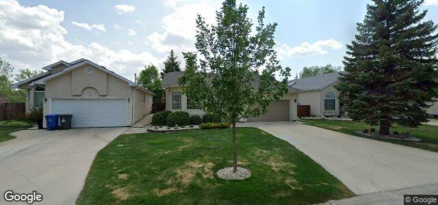 8 Bernfield Bay（加拿大曼尼托巴省温尼伯市）房屋照片