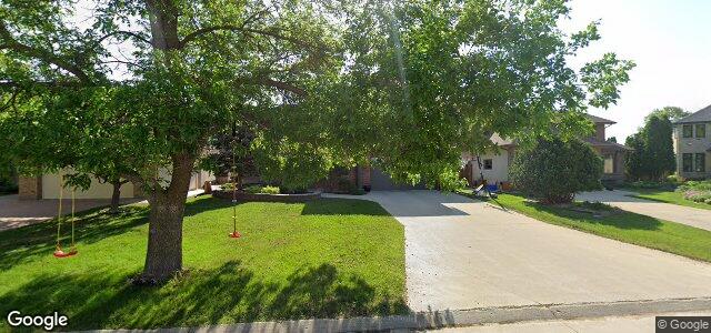 82 Meadow Ridge Drive（加拿大曼尼托巴省温尼伯市）房屋照片